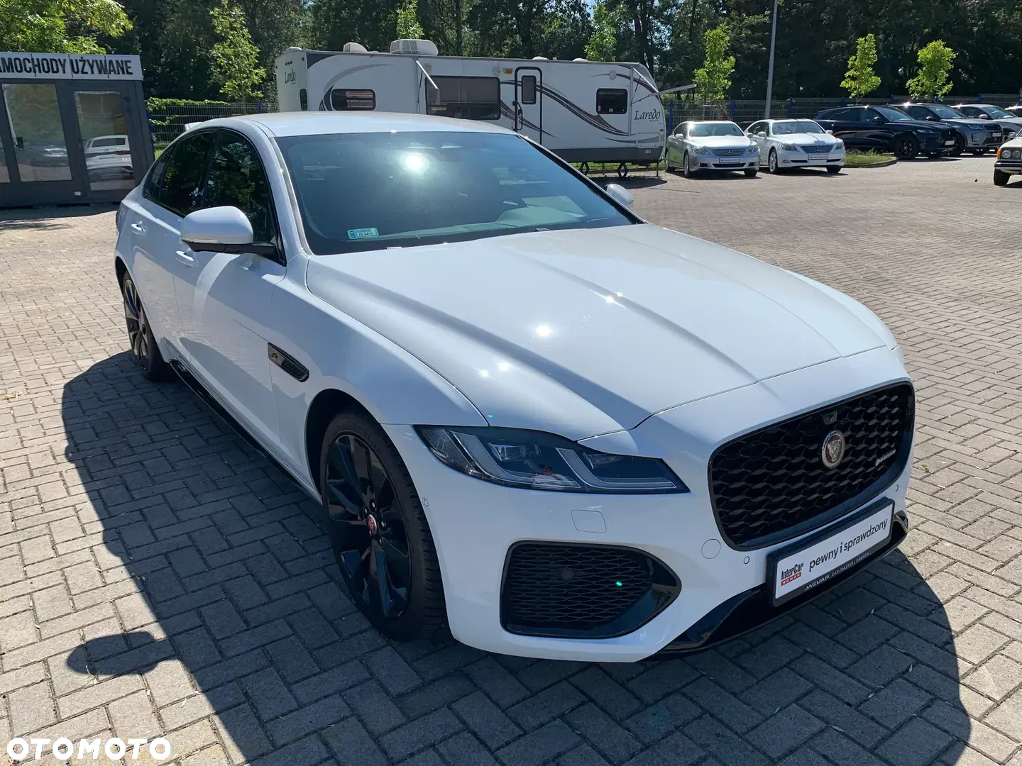 Jaguar XF 2.0 P250 R-Dynamic SE - 3