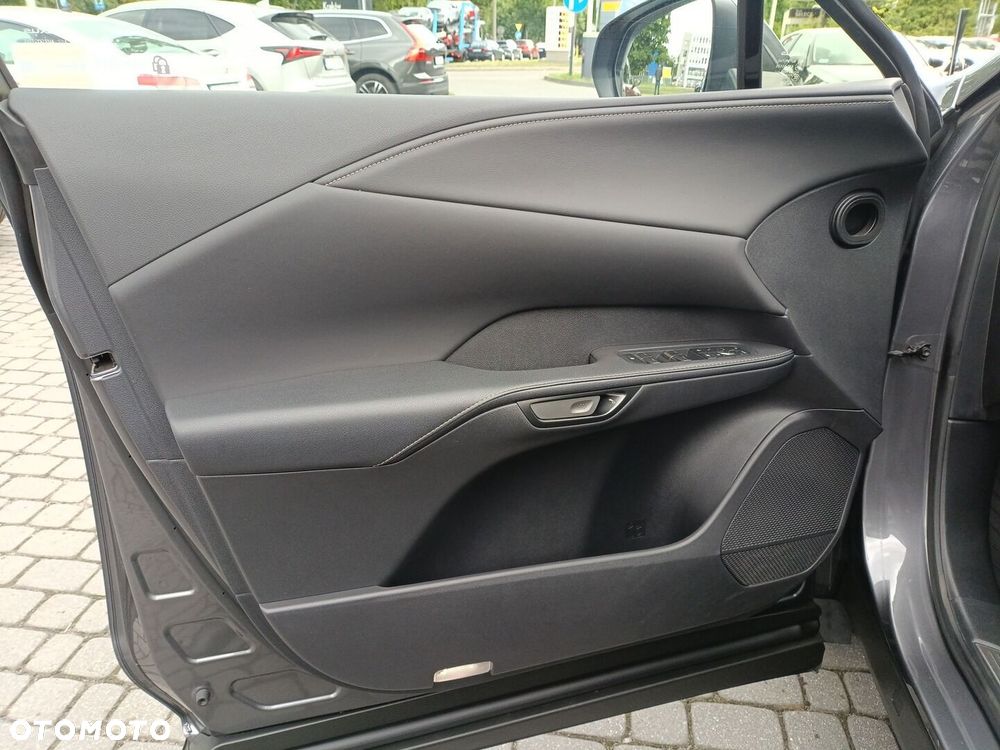 Lexus RX - 18