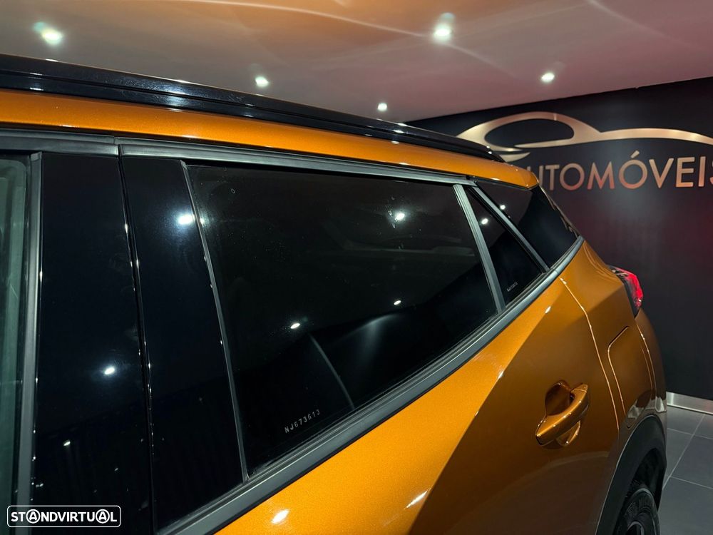 Peugeot 2008 1.2 PureTech Allure EAT8 - 12