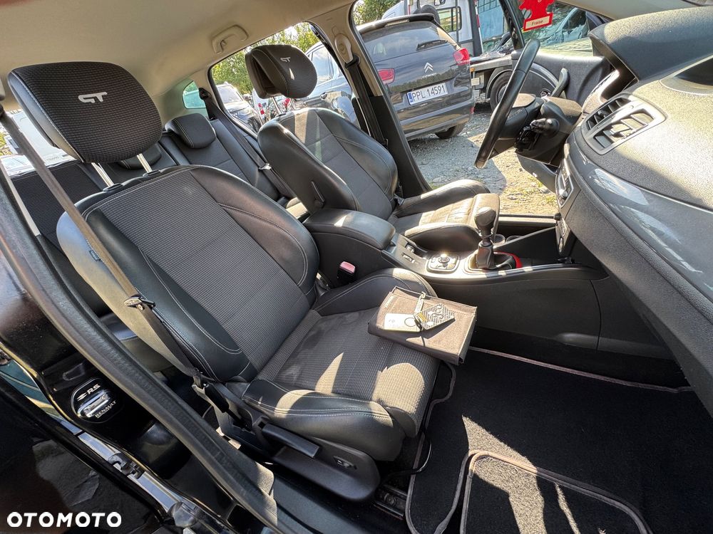 Renault Megane dCi 160 FAP GT - 6