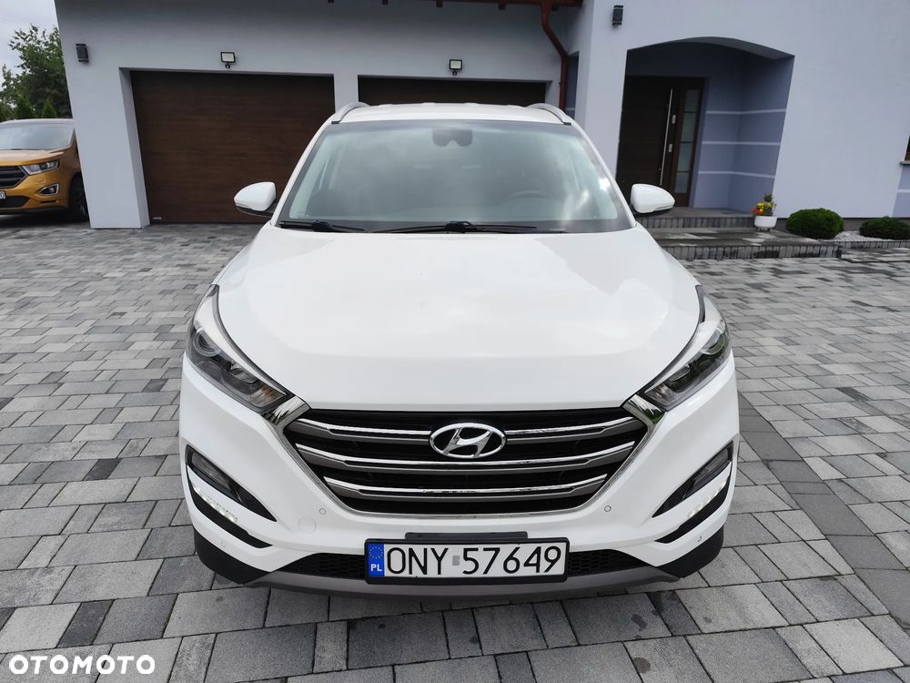 Hyundai Tucson 1.7 CRDI BlueDrive Style 2WD - 18