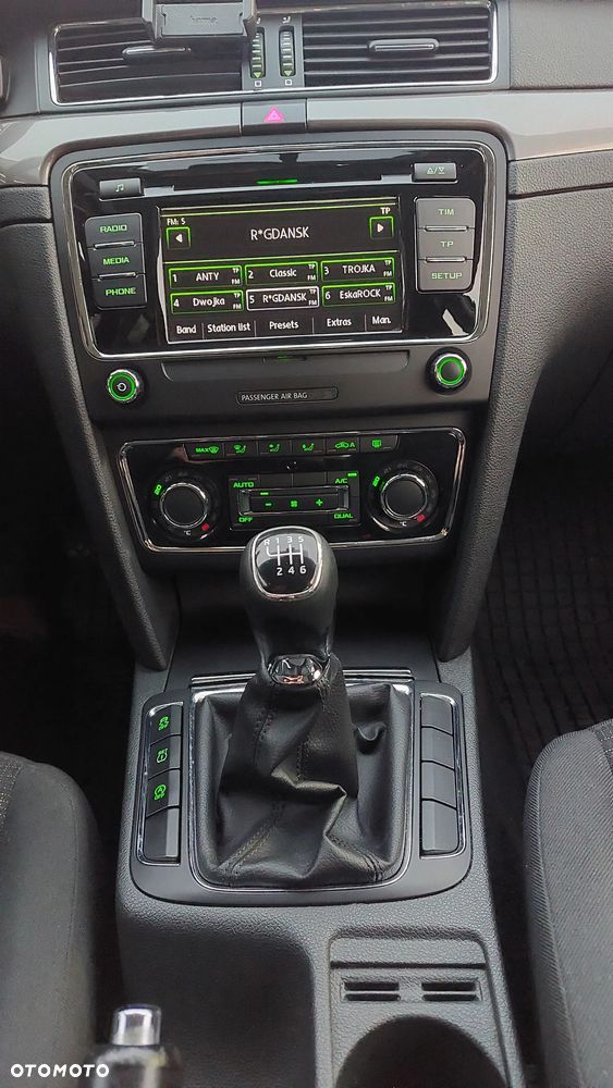 Skoda Superb 1.4 TSI ACTive - 13