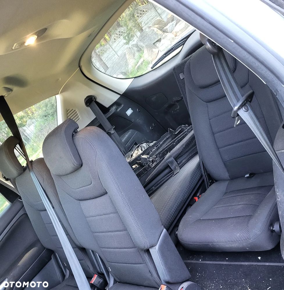 Ford S-Max 2.0 TDCi DPF Titanium - 18