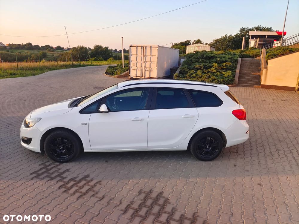 Opel Astra 1.4 T Cosmo EU6 - 5