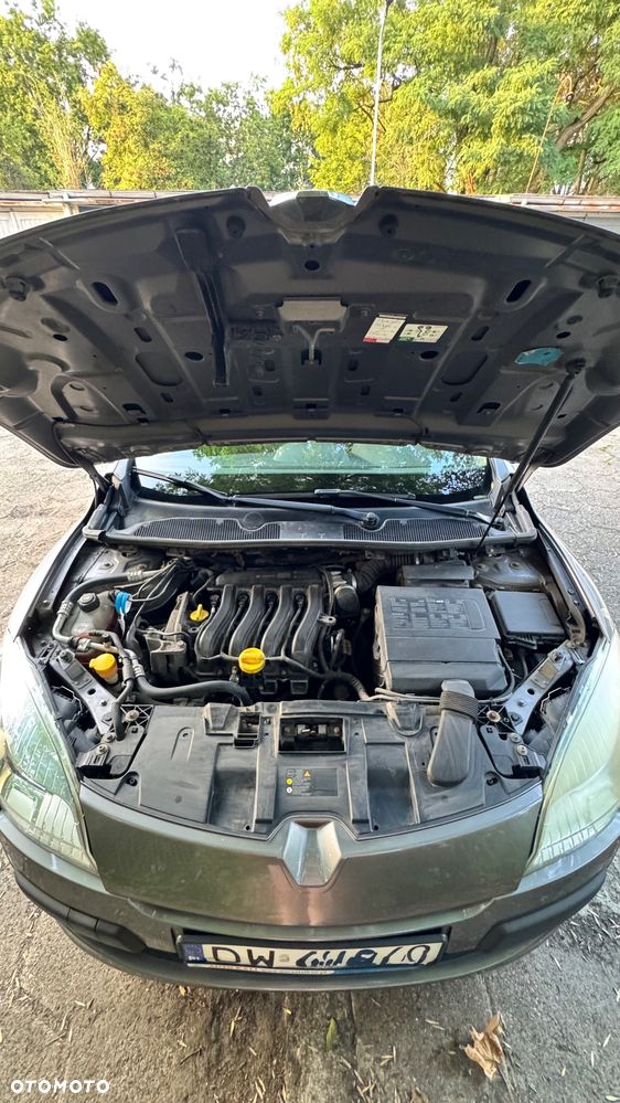 Renault Megane 1.6 16V Dynamique - 8