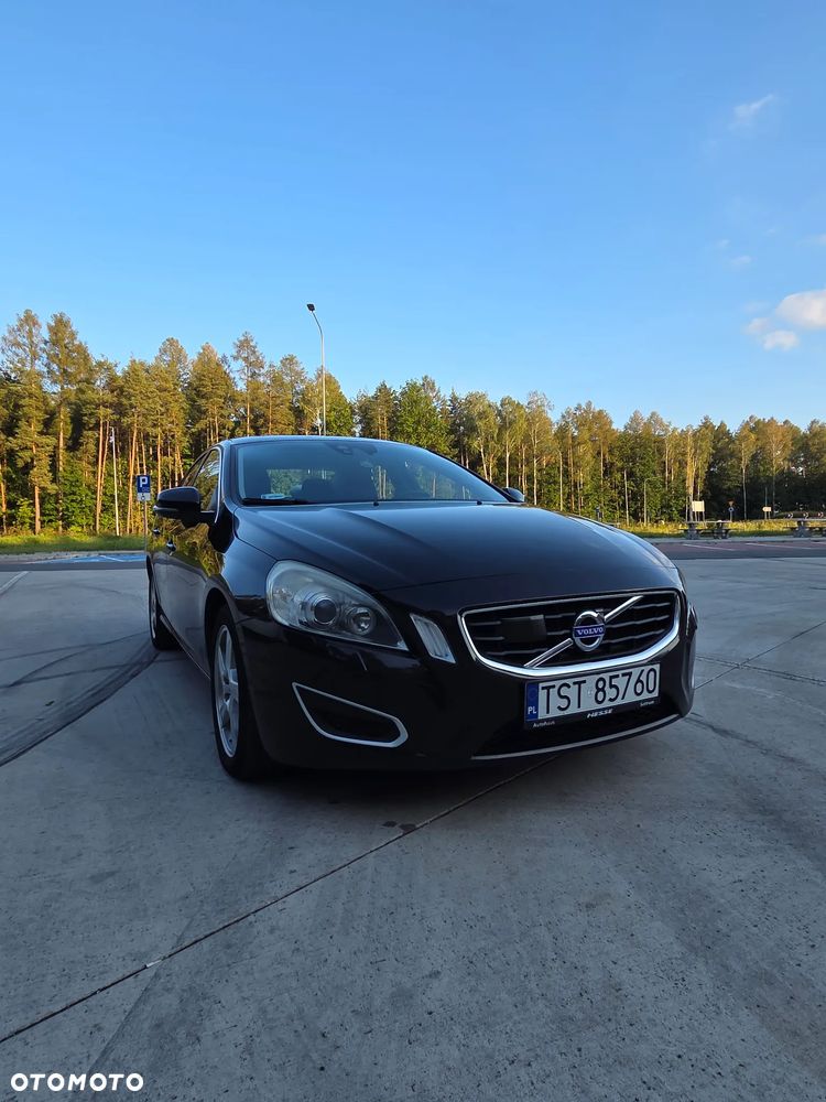 Volvo S60 D3 Momentum - 8