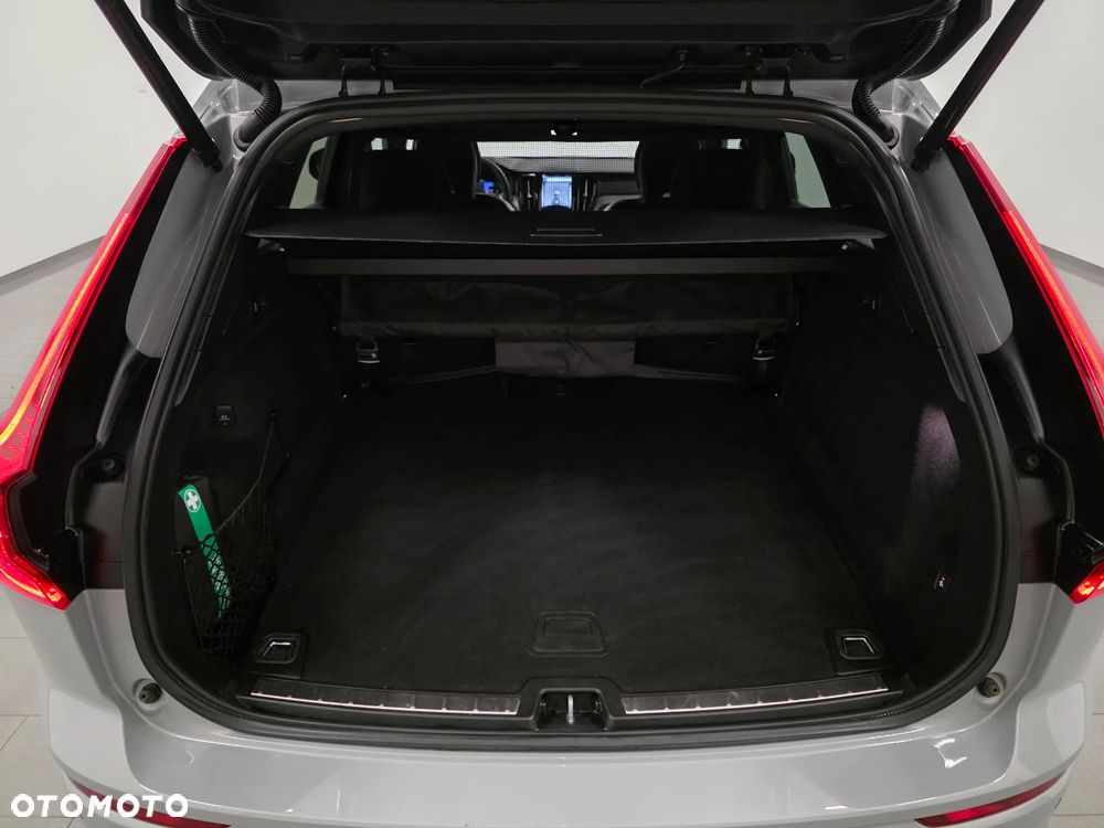Volvo XC 60 B4 D Geartronic RDesign - 40