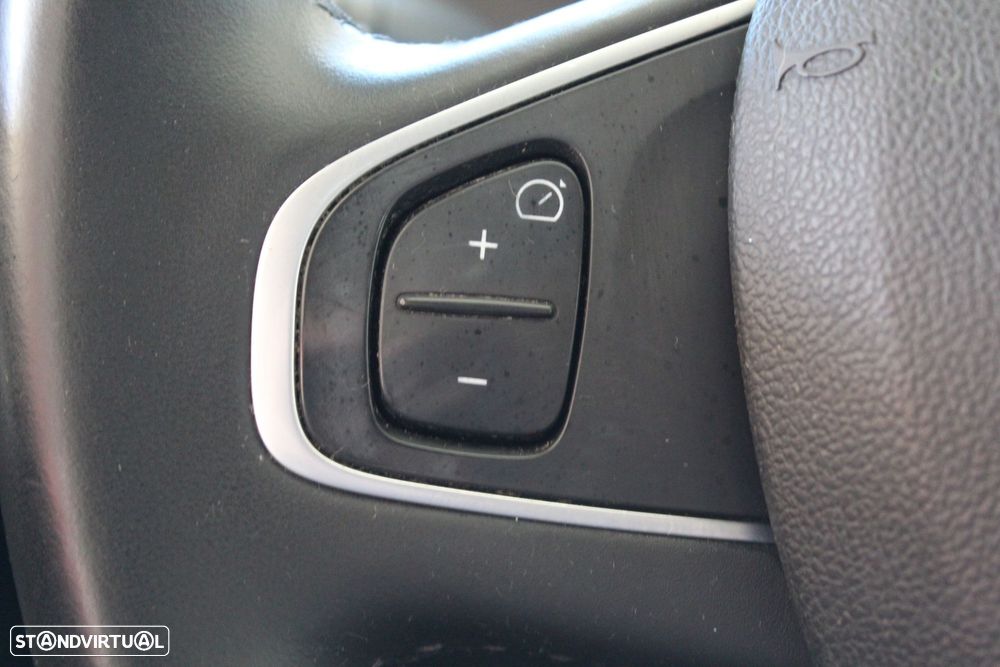 Renault Captur 0.9 TCE Exclusive XMOD - 28