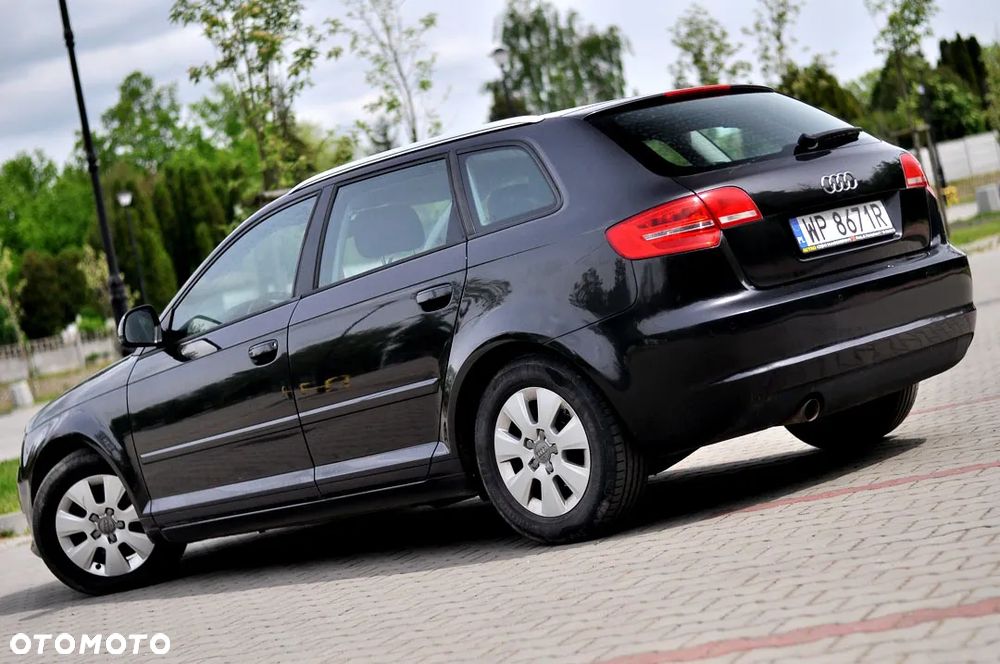 Audi A3 Sportback - 9