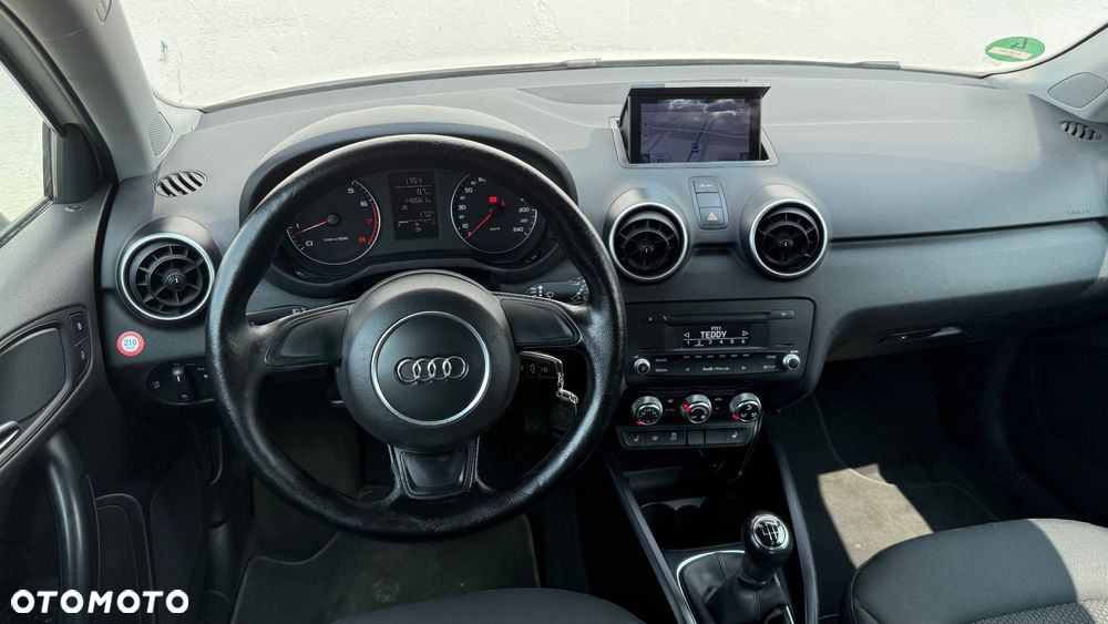 Audi A1 1.2 TFSI Ambition - 10