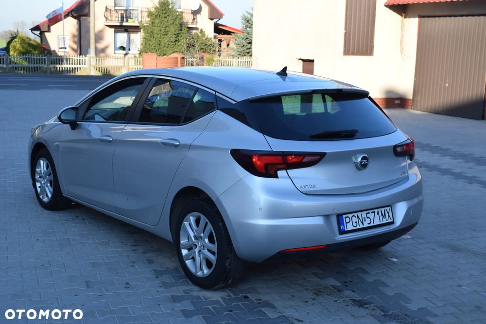 Opel Astra 1.6 CDTI DPF ecoFLEX Start/Stop Exklusiv - 4