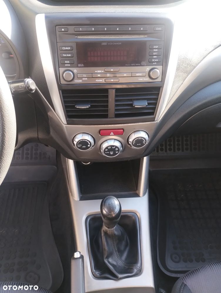 Subaru Forester - 17