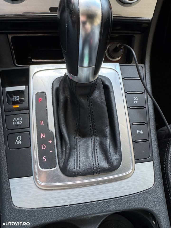 Volkswagen Passat CC 2.0 TDI DSG - 8