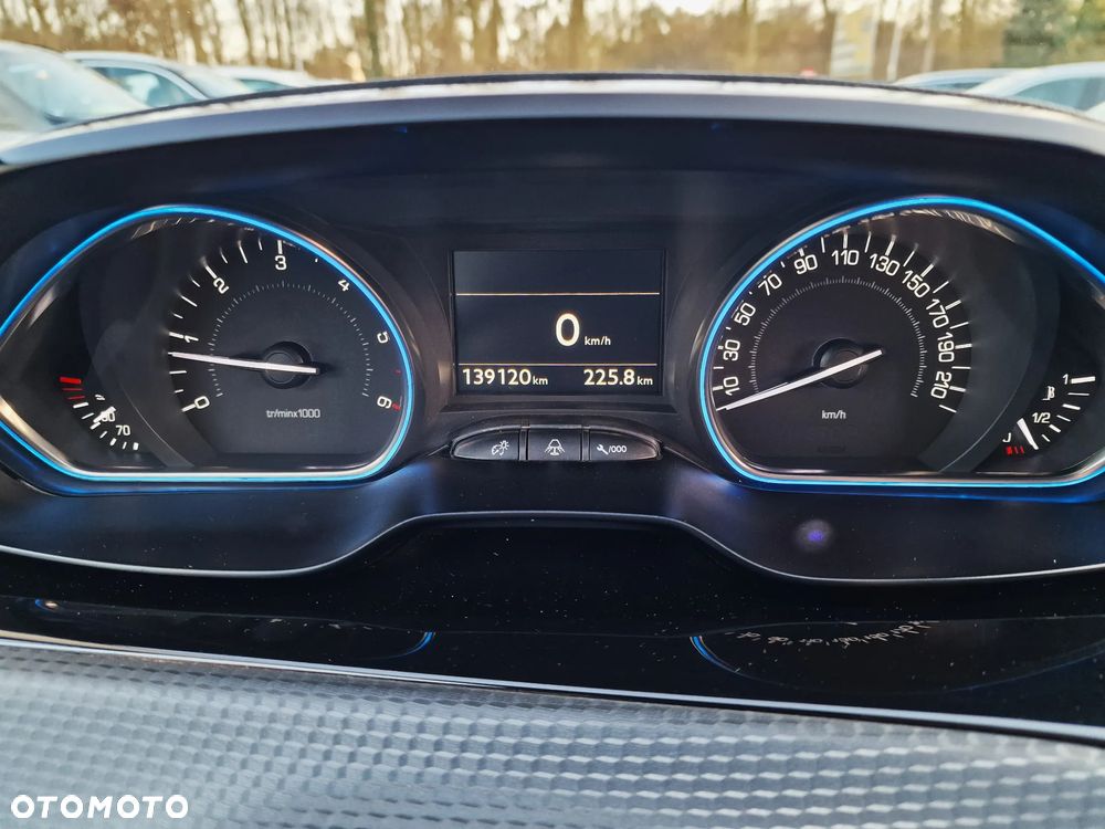 Peugeot 2008 BlueHDi FAP 120 STOP & START Allure - 35