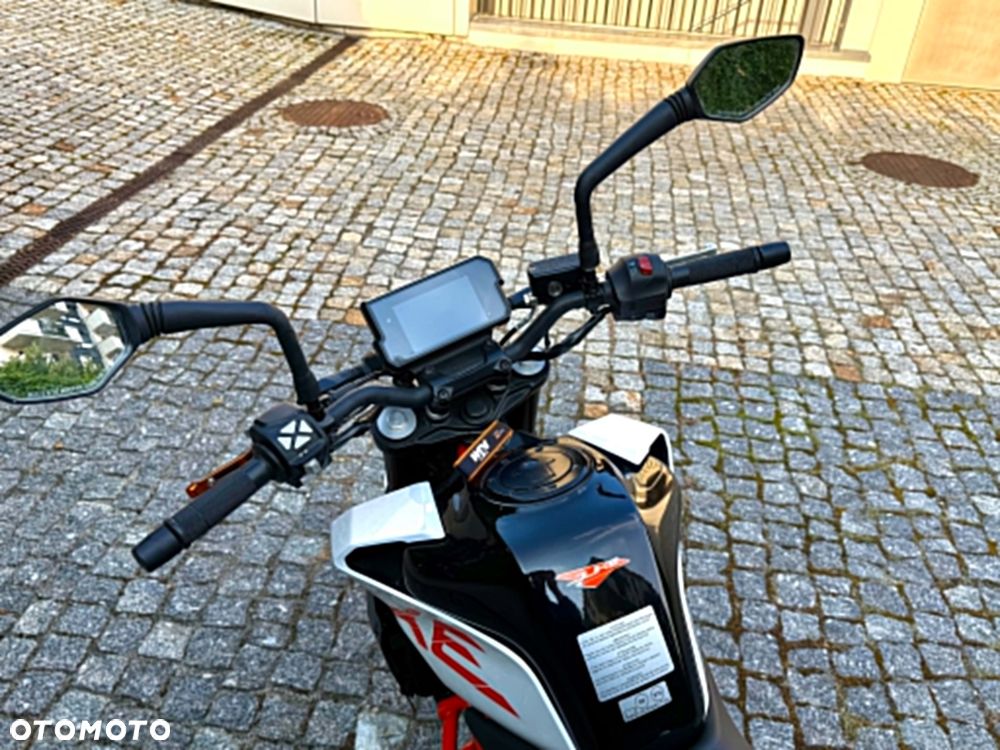 KTM Duke - 8