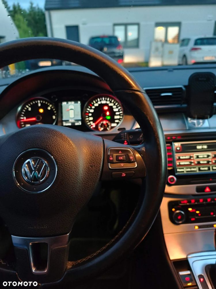 Volkswagen Passat 2.0 TDI DPF Highline DSG - 21