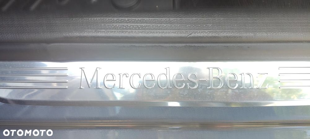 Mercedes-Benz GLC 250 d 4Matic 9G-TRONIC AMG Line - 14