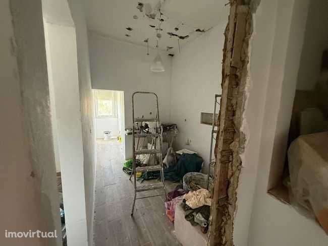 T2 Campo de Ourique, onde pode dar asas à sua imaginação - Grande imagem: 2/7