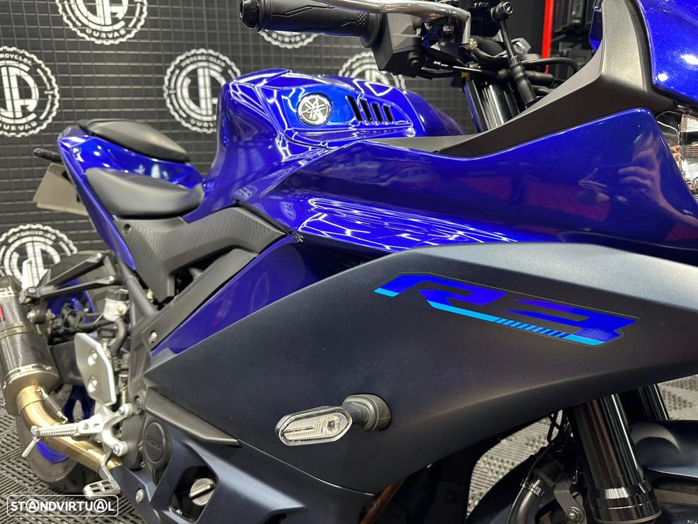 Yamaha R 3 - 3