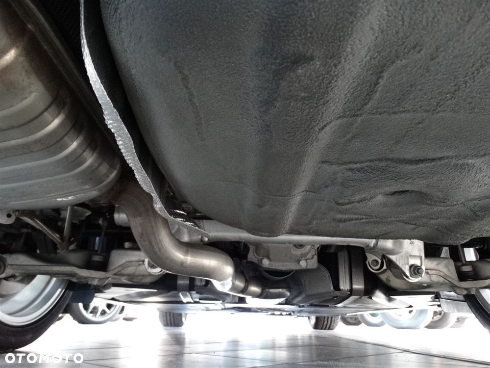 BMW Seria 5 530i - 8