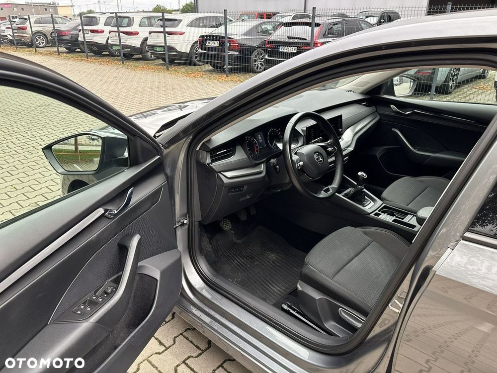 Skoda Octavia 2.0 TDI Ambition - 11
