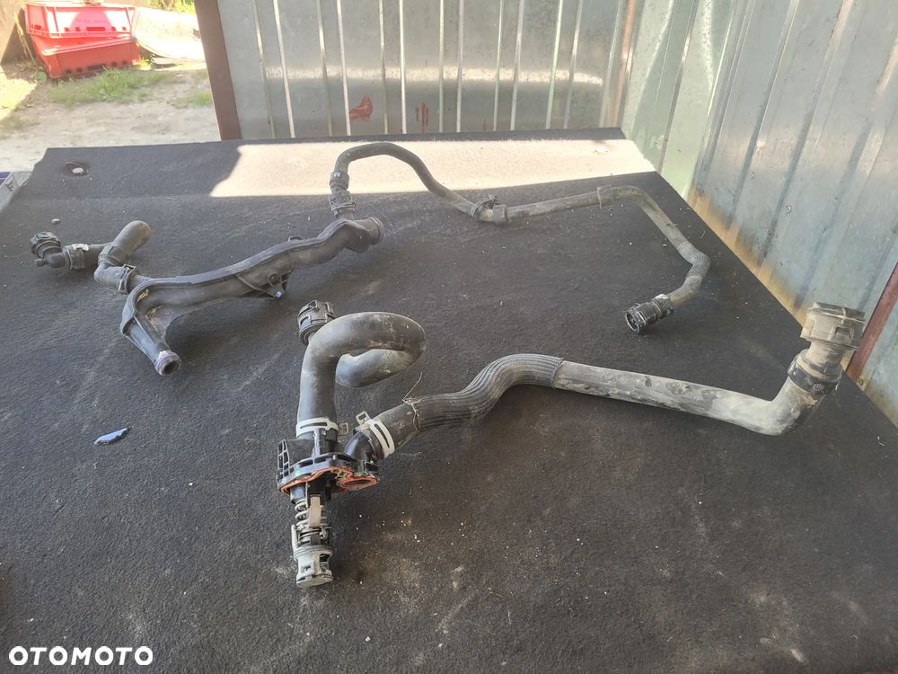 Obudowa termostatu 9811034680 Opel Corsa F 1,2 VTI