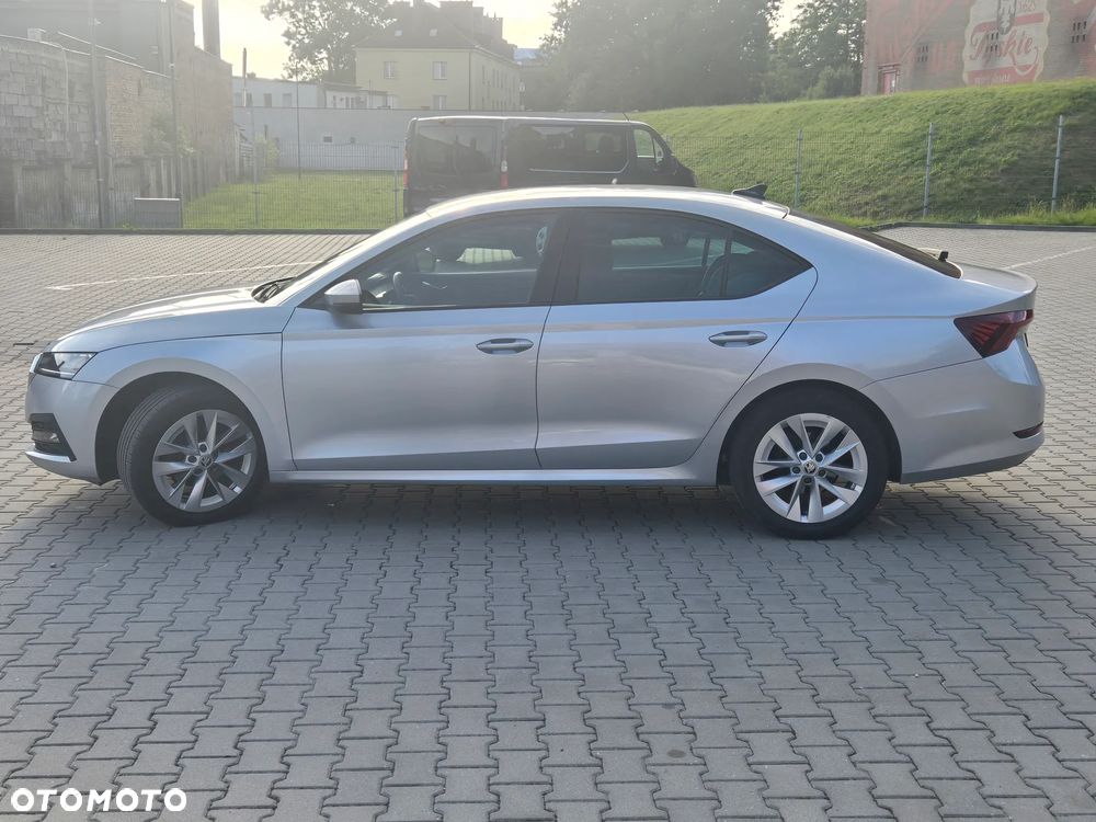 Skoda Octavia 1.5 TSI ACT Ambition - 8