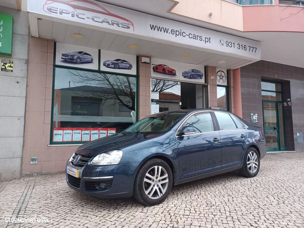 VW Jetta 1.9 TDi Confortine DSG - 3