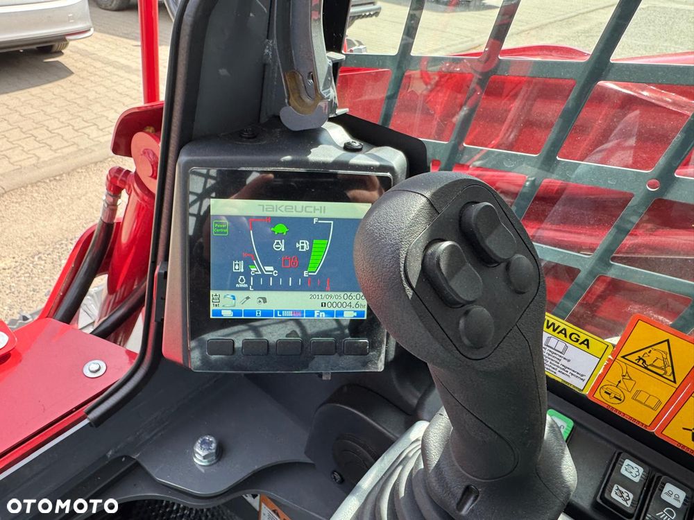 Takeuchi TL8R2 High Flow - 15
