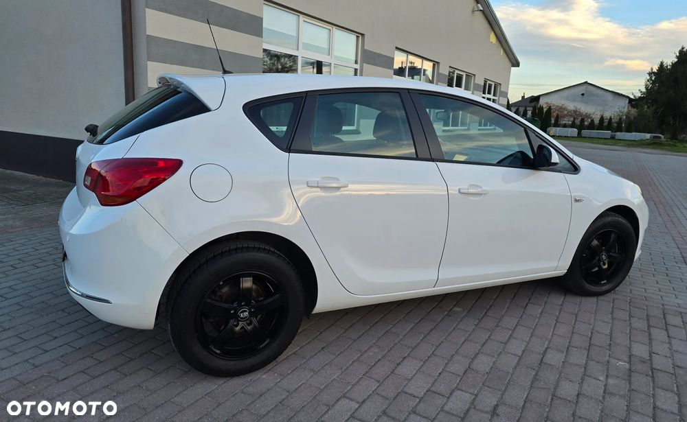 Opel Astra 1.6 Active - 17