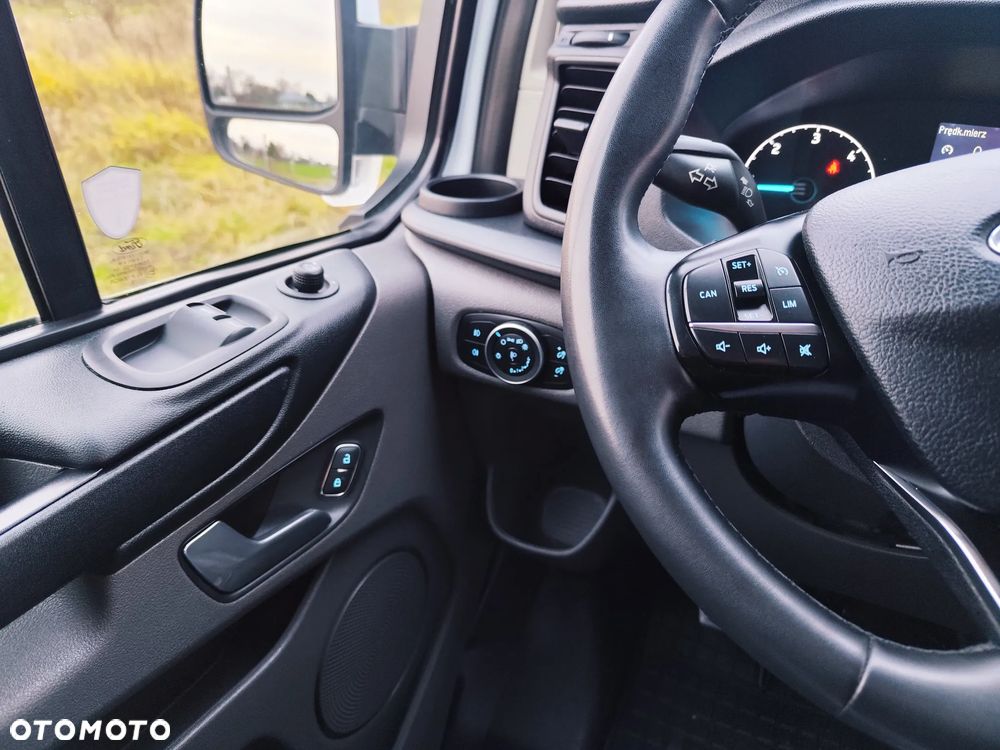 Ford Transit Custom - 17