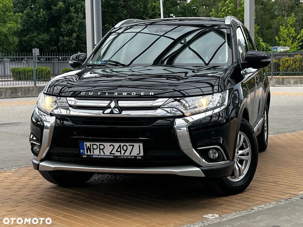 Mitsubishi Outlander 2.0 Intense + 4WD CVT - 22