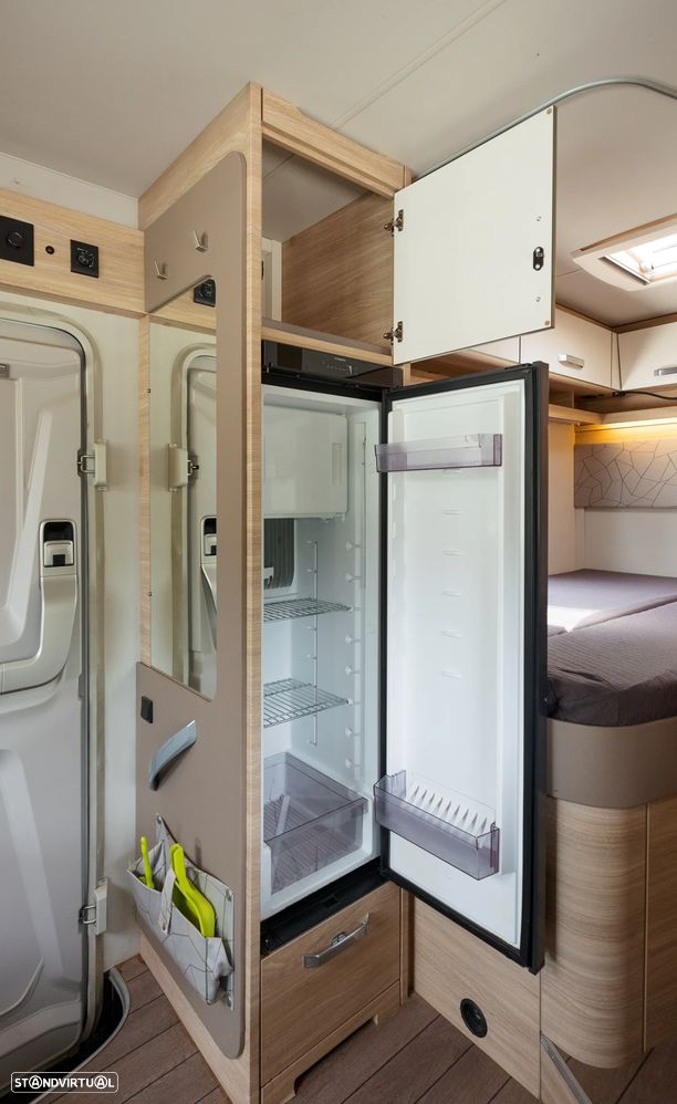 Fiat Ducato Fiat Ducato Carasuite 650 MF | 2021 | Euro 6 | Vendedor profissional - 12