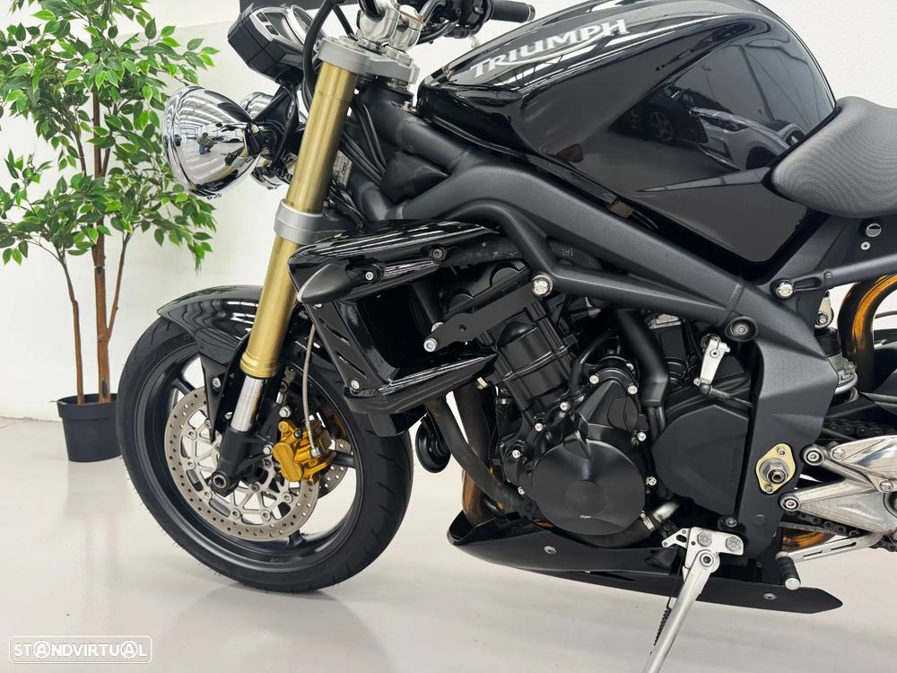 Triumph Street Triple 675 - 4