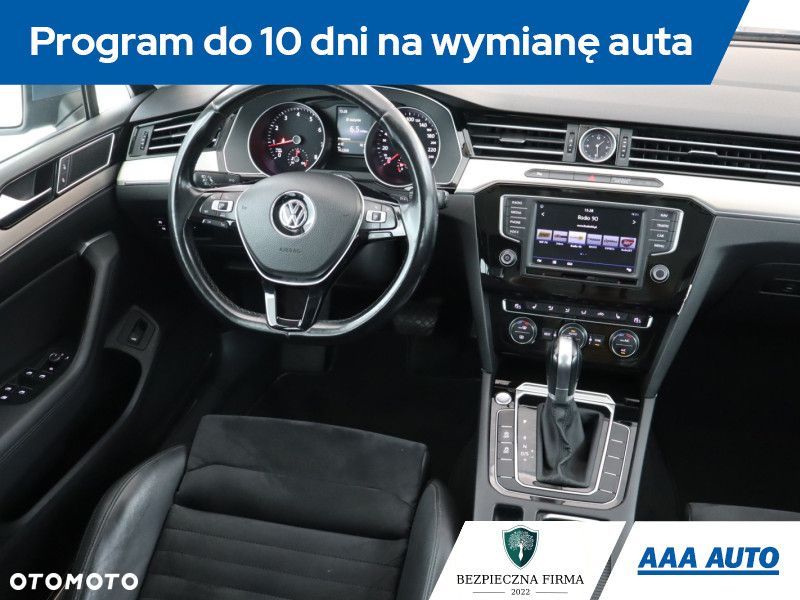Volkswagen Passat Variant - 9