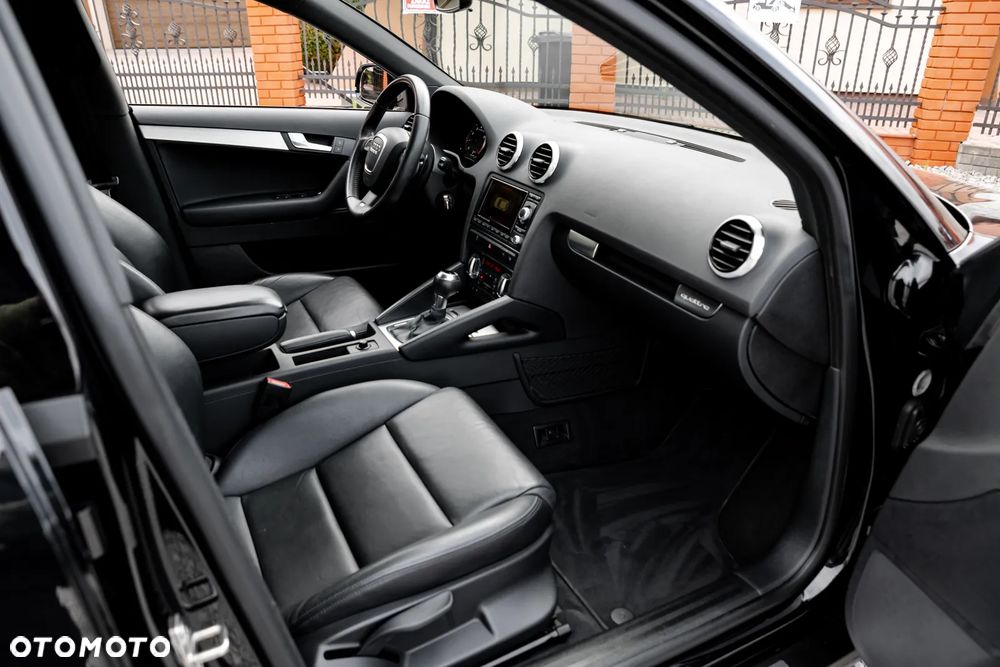 Audi A3 Sportback 2.0 TFSI quattro S tronic S line Sportpaket - 24