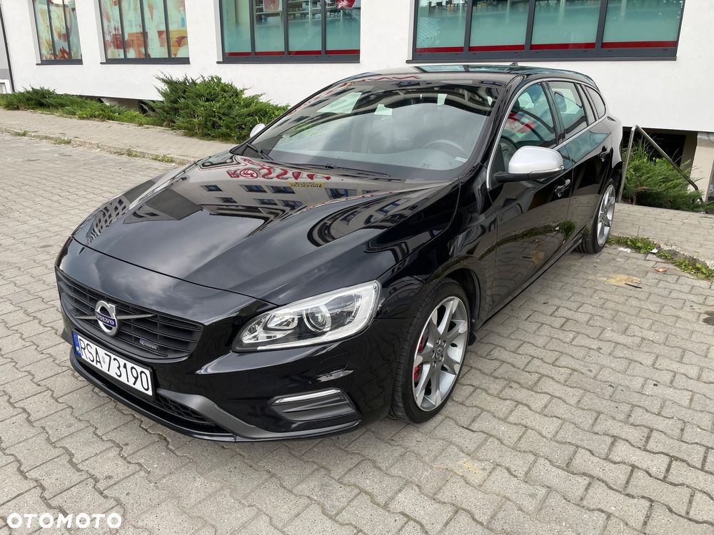 Volvo V60 D2 R-Design - 8