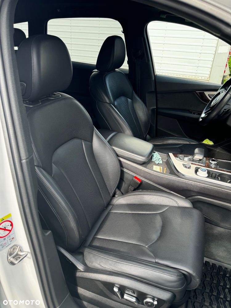 Audi Q7 50 TDI Quattro Tiptronic - 28