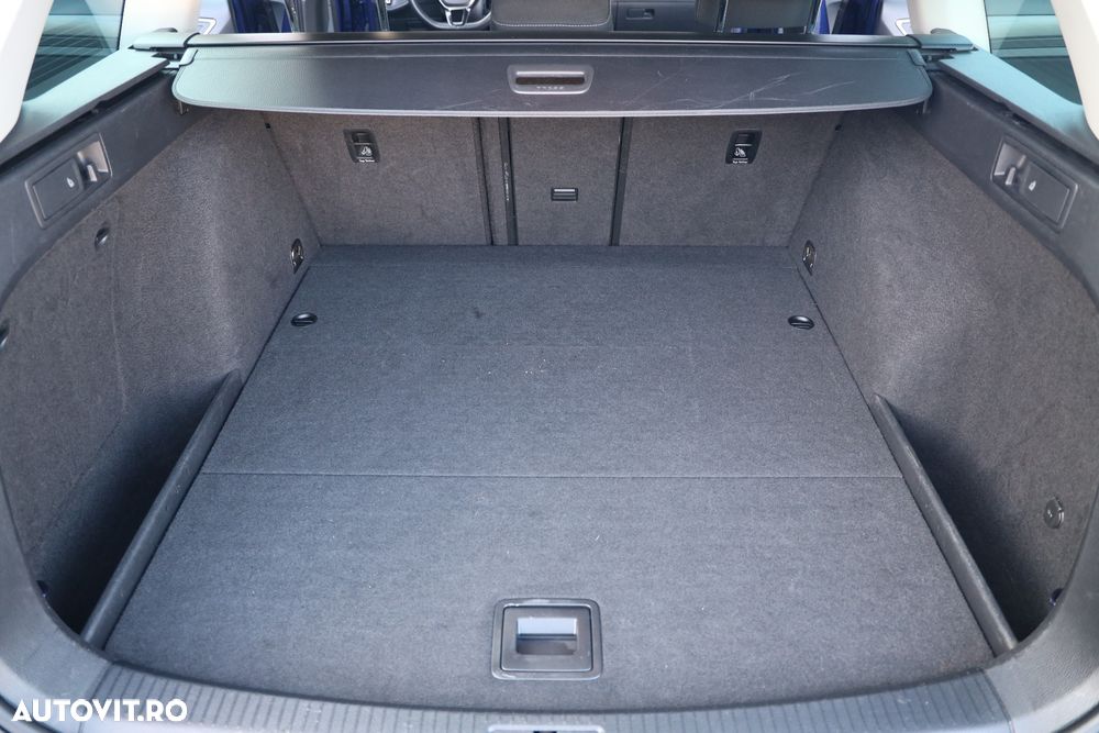 Volkswagen Golf 1.6 TDI (BlueMotion Technology) Comfortline - 26