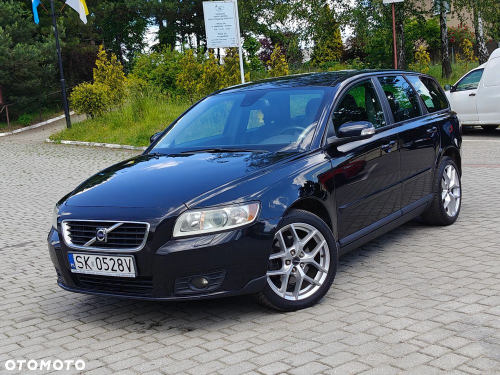 Volvo V50 2.0D DPF Kinetic - 1