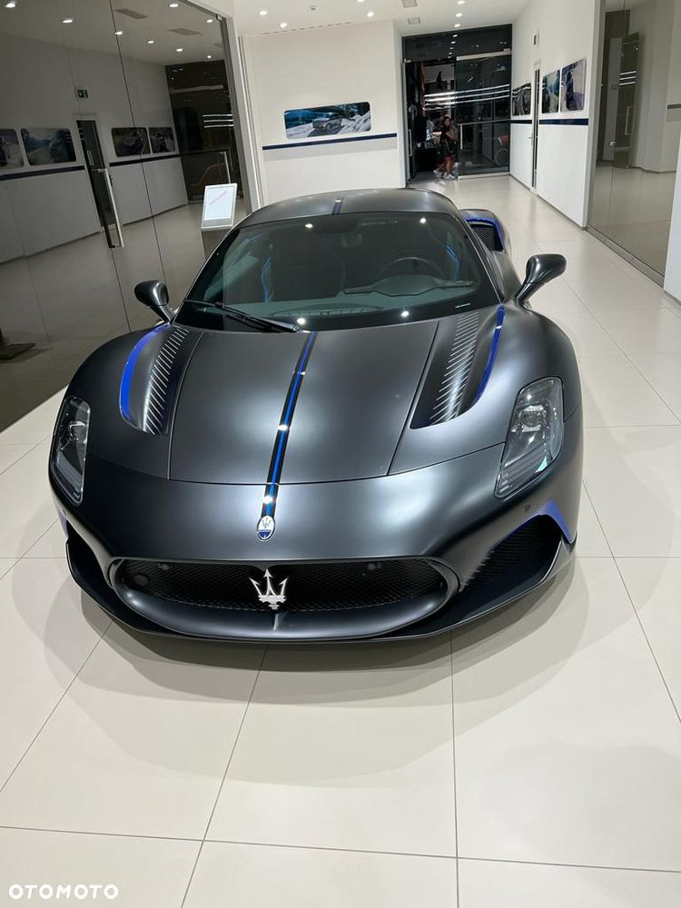 Maserati MC20 DCT - 25
