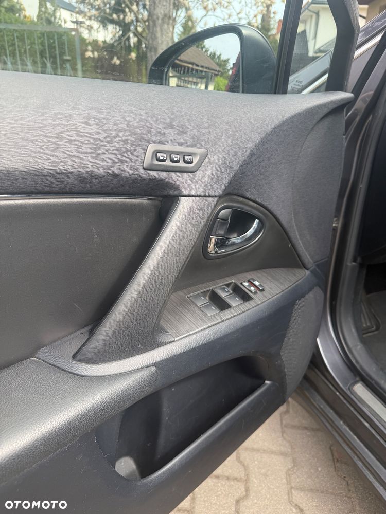 Toyota Avensis 2.2 D-4D Prestige - 19