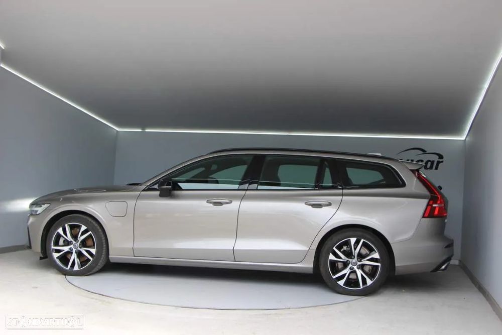 Volvo V60 2.0 T6 AWD TE R-Design - 27