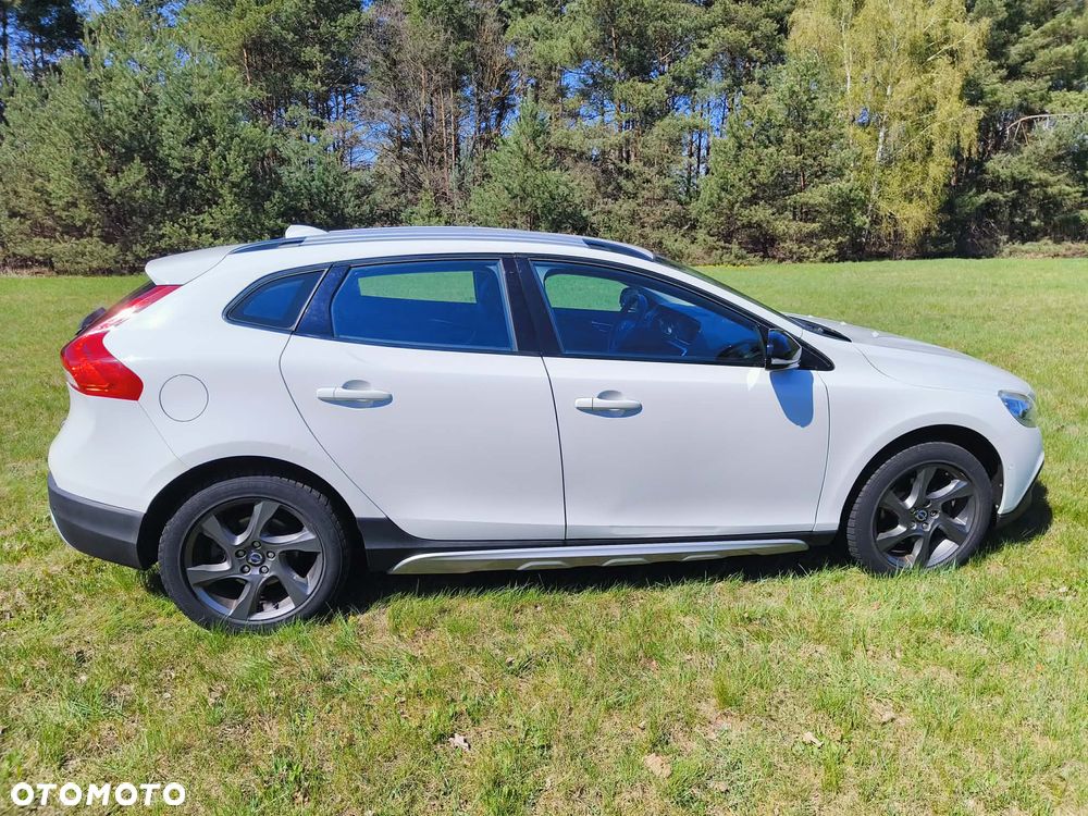 Volvo V40 Cross Country D2 - 11