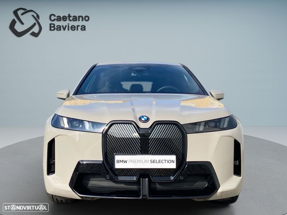 BMW iX xDrive 45 Pack Desportivo - 24