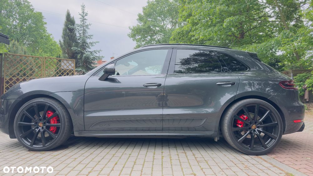 Porsche Macan - 2