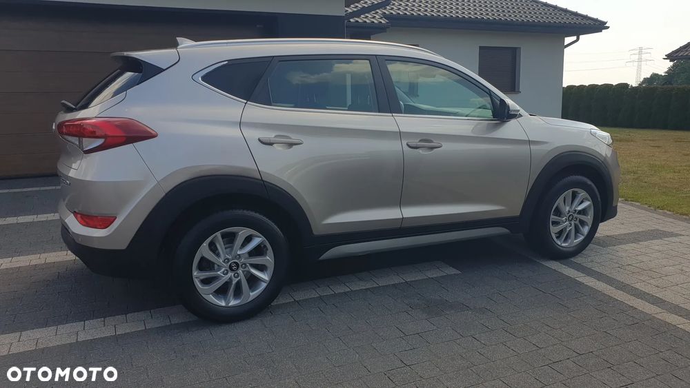 Hyundai Tucson blue 1.6 GDi 2WD Navi - 4