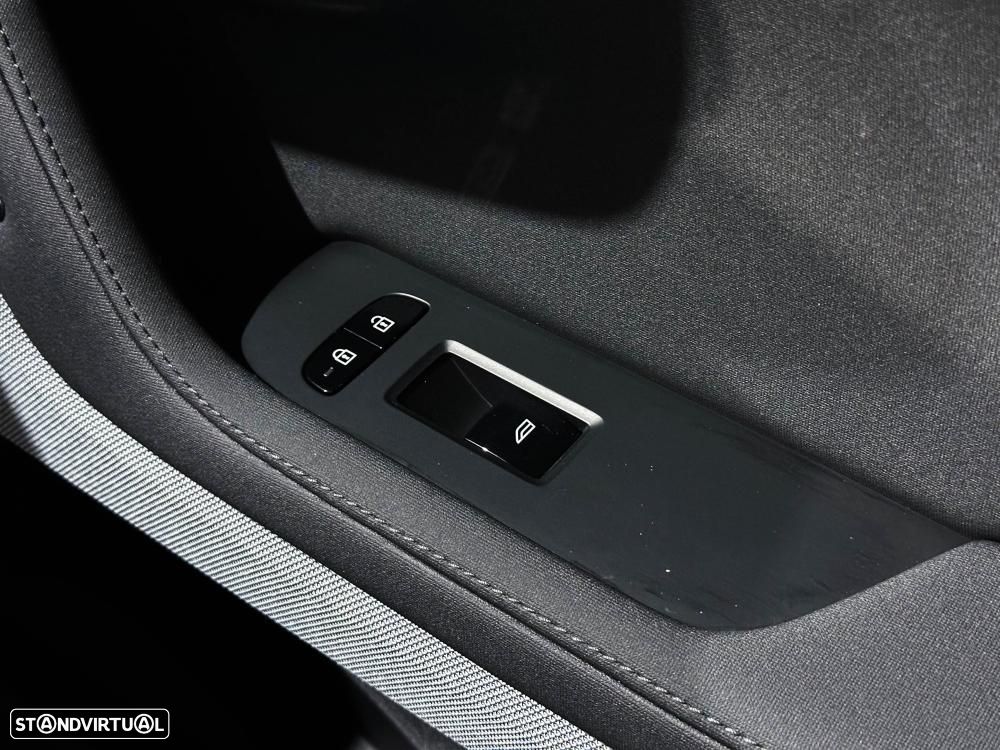 Polestar 2 Long Range 82 kWh Plus - 32