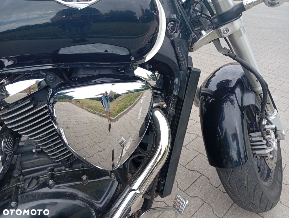 Suzuki Intruder - 6