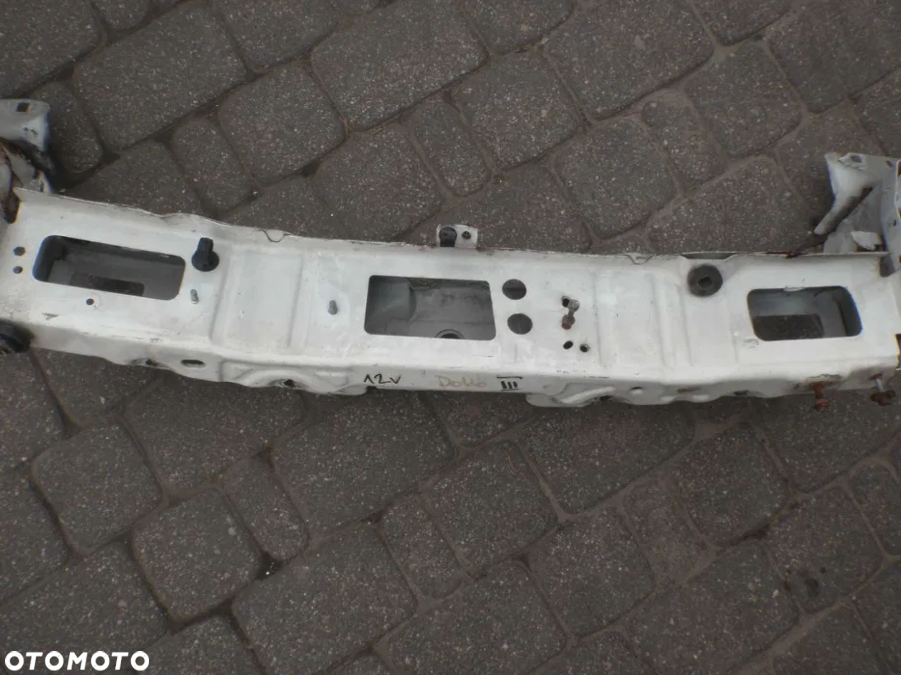 pas przedni belka wzmocnienie środkowe maski combo doblo II 10- - 5